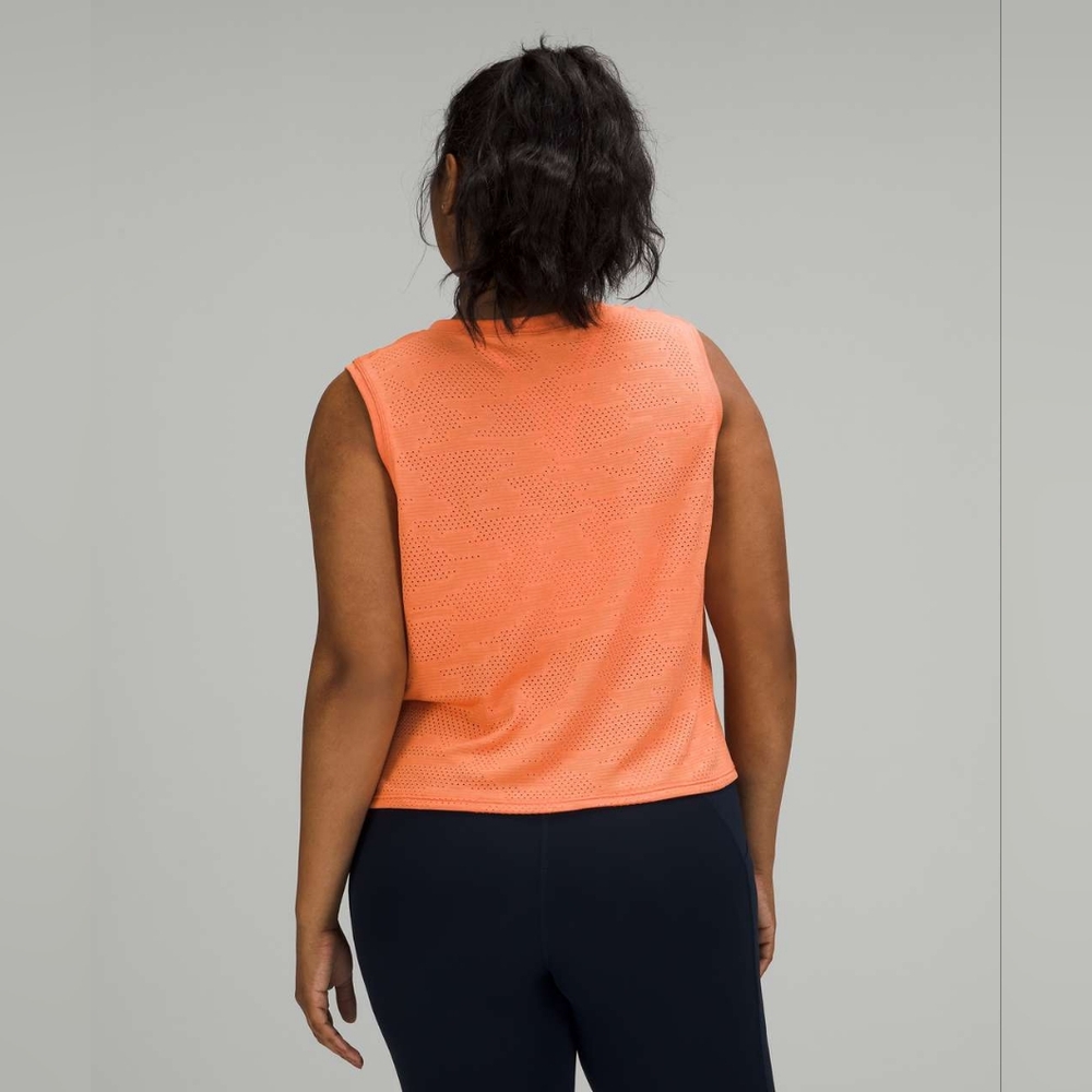 Lululemon Train to Be Cropped Muscle Tank Top Dot Camo Orange Size 4 Sleeveless - Picture 8 of 10